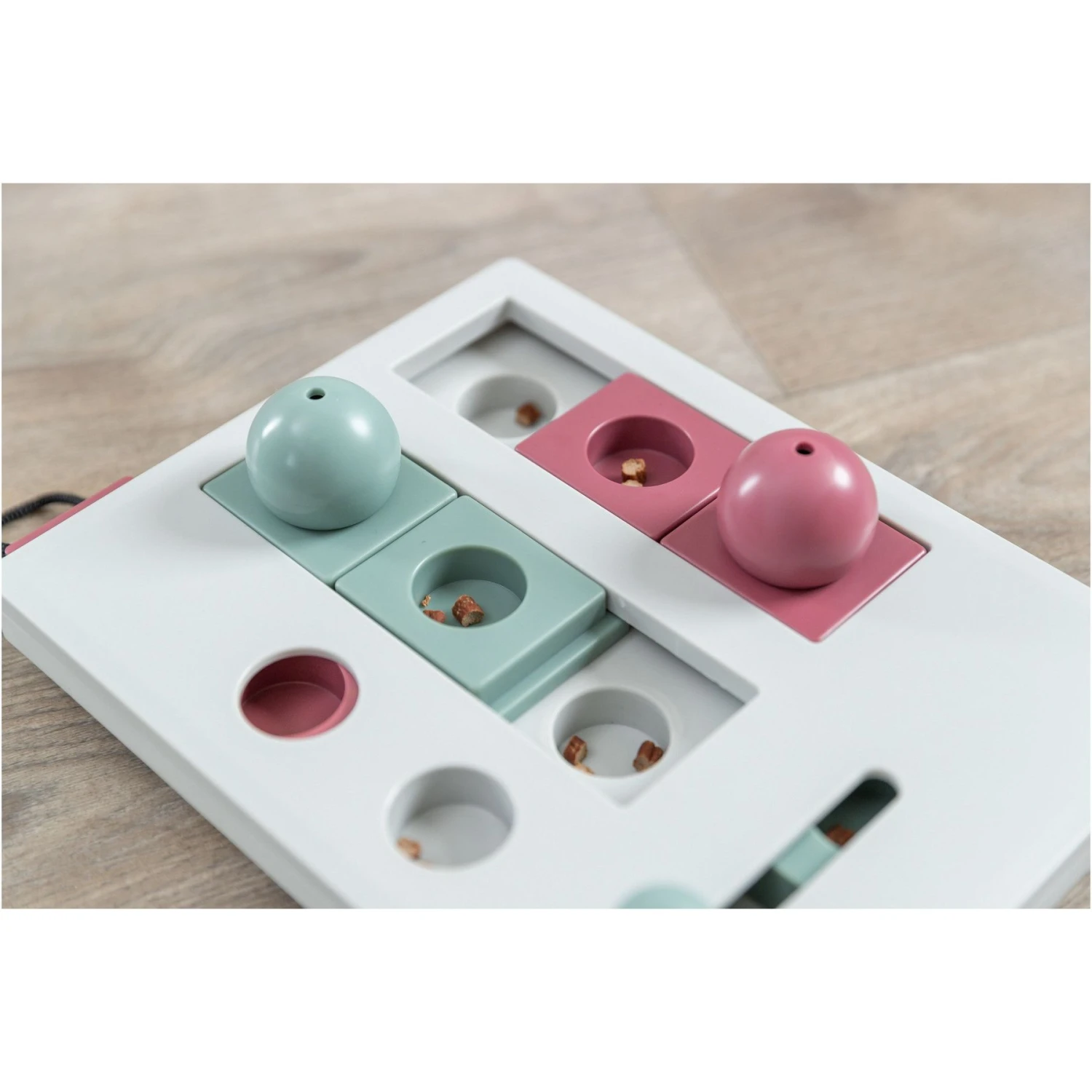 TRIXIE Brain Mover Activity Strategy Game Cat Toy 3 TRIXIE Brain Mover Activity Strategy Game Cat Toy - Image 3