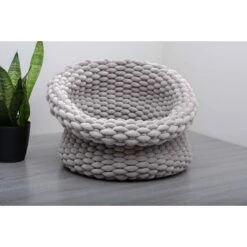 Mau Lifestyle Velvety Hand Woven Single Weave Cat Bed -Wellness Sales Store 221498 pt3. AC SS1800 V1581713049