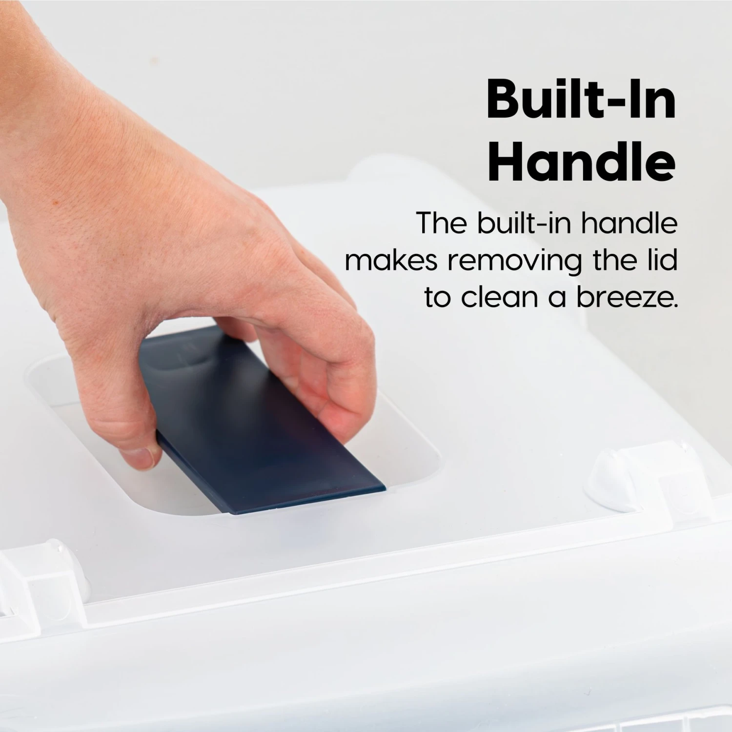 IRIS USA Enclosed With Front Door Flap & Scoop Cat Litter Box 2 IRIS USA Enclosed With Front Door Flap & Scoop Cat Litter Box - Image 2